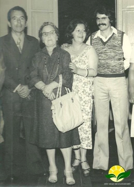 Sebastião Del Gaúdio ao lado de sua esposa e familiares, no dia 31/01/1977. Foto: Reprodução/Sou Mais Muzambinho