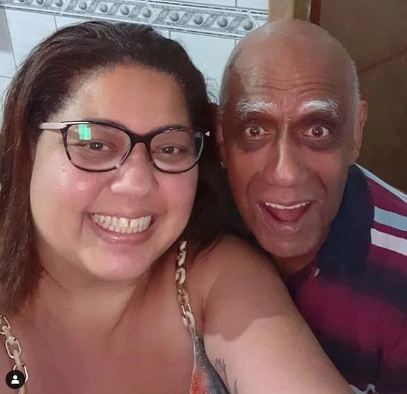 Alessandre, filha de Mengálvio, ao lado do papai. Mengálvio postou esta foto em 17 de maio de 2020, dia em que sua caçula completou aniversário. Foto: arquivo pessoal de Mengálvio