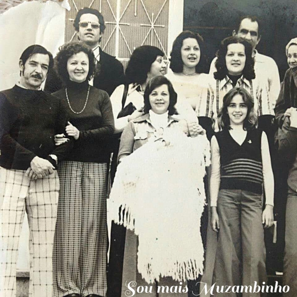 Família Gaspar em Muzambinho-MG nos anos 70. Foto de Márcia e Ana Maria Gaspar