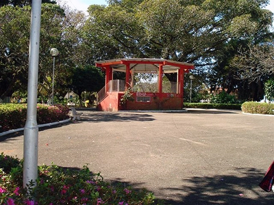 Na praça Pedro de Alcântara Magalhães