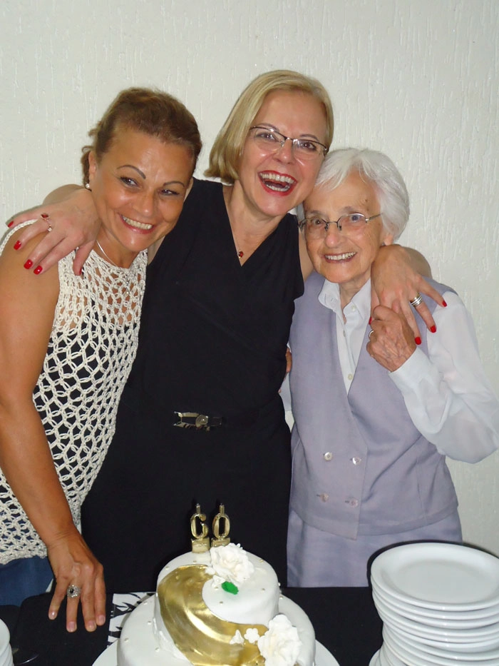 As mineiras são a alegria da família. Maria José, a Zezé, Francisca e a querida dona Nazaré. Foto: Arquivo pessoal Francisca 