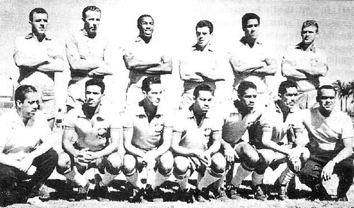 Da esquerda para a direita, em pé: Bruno, Irno, Ortunho, Calvet, Aírton Pavilhão e Élton. Agachados: o técnico Foguinho, Marino, Milton, Alfeu, Mengálvio, Jurandir e o massagista Ataíde. Foto enviada por José Alves