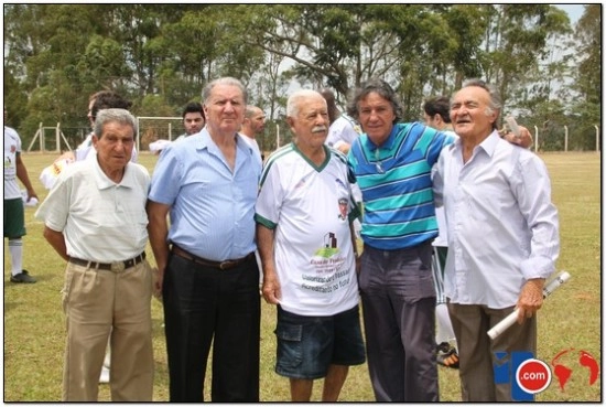 Em 22 de novembro de 2014, no Instituto Federal Sul de Minas, Campus Muzambinho, dia de homenagem a Corote. Da esquerda para a direita: Luis Boquinha, João da Marta, Adolfo Corote Vieira e Ismael Faria de Abreu (o Maé Abreu). Foto: muzambinho.com 